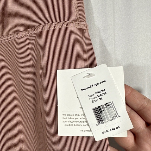 NWT $68 Beyond Yoga [ XL ] Heather Rib High Rise Biker‎ Short in Mauve - Picture 5 of 14